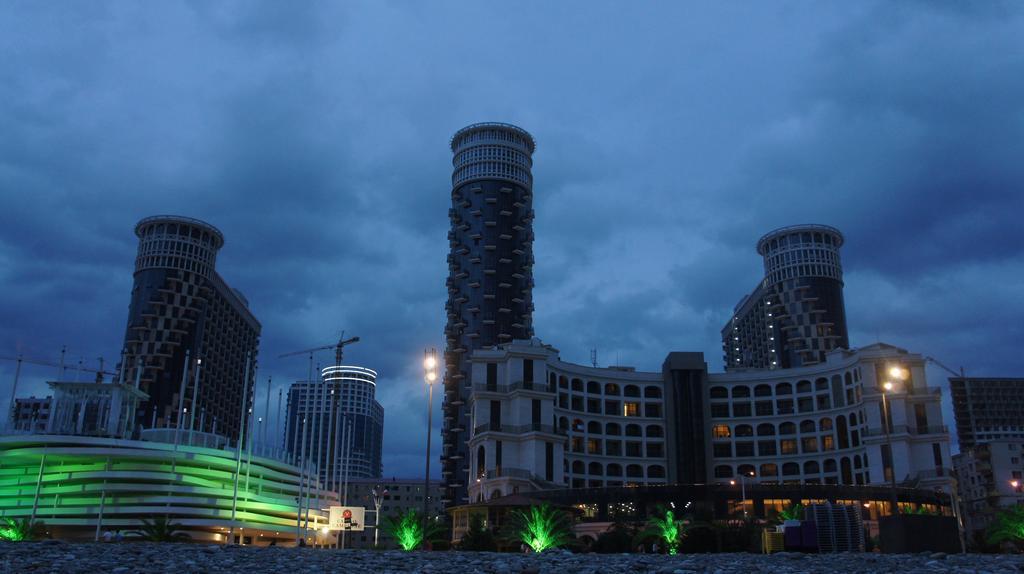 شقة Mariam Sea Towers باتومي الغرفة الصورة